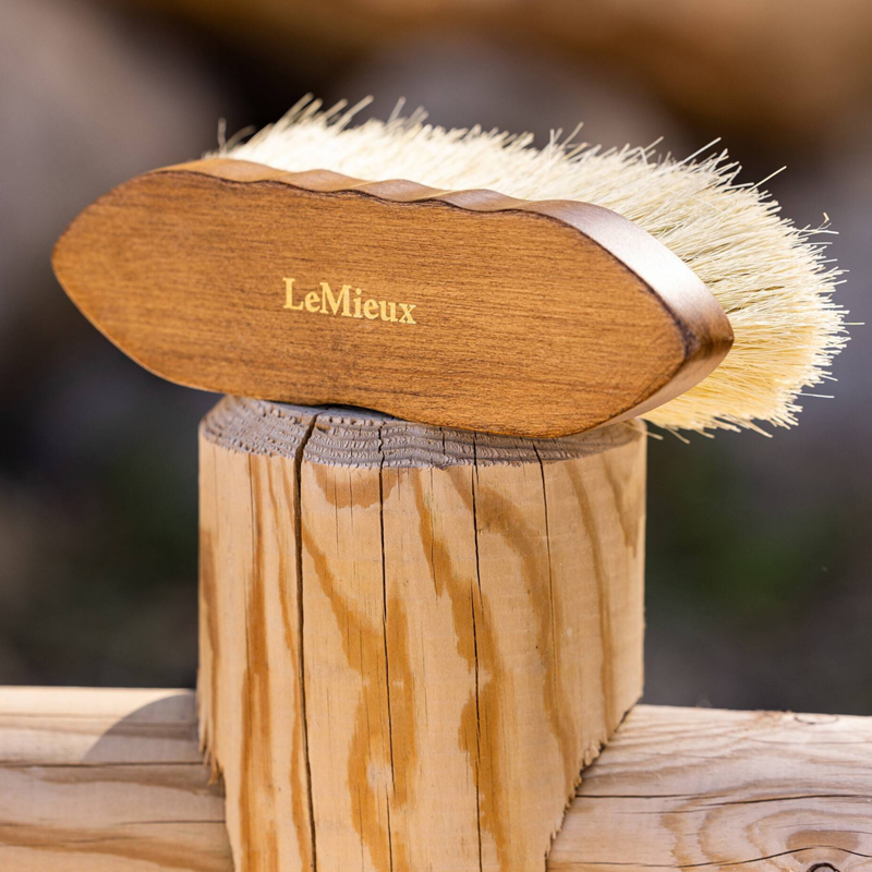 LeMieux Artisan Deep Clean Dandy Brush - Brown-2